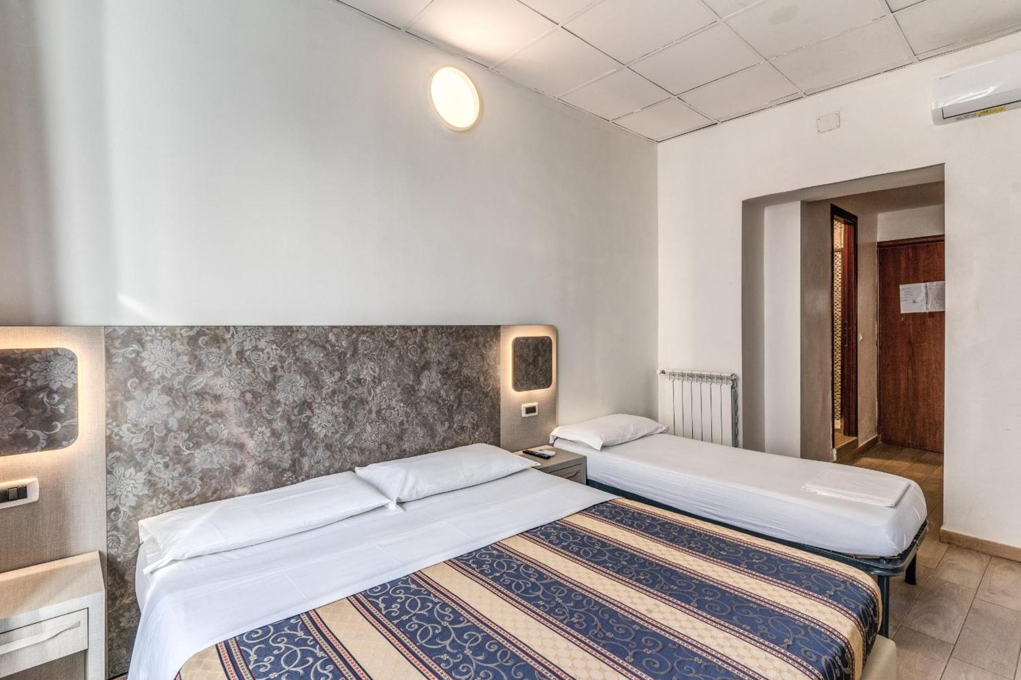 Hotel Principe Rome Bagian luar foto